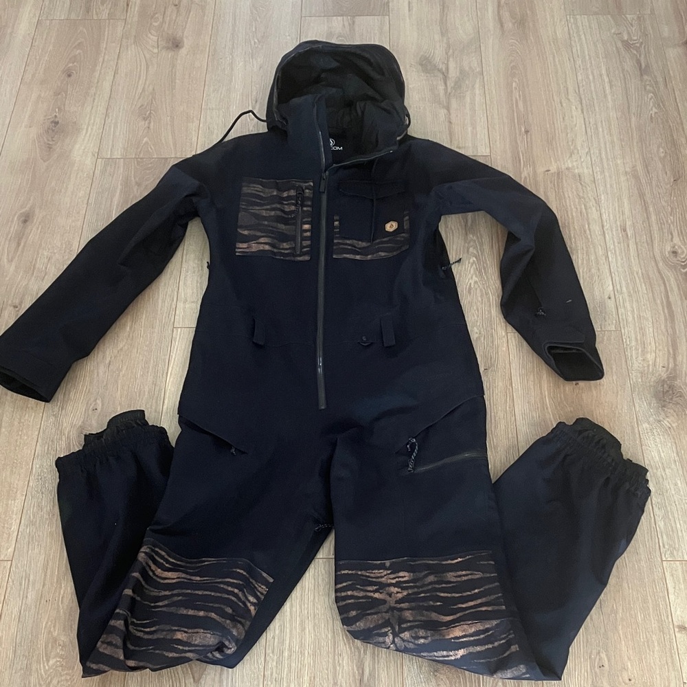 Volcom Hooded Snowsuit